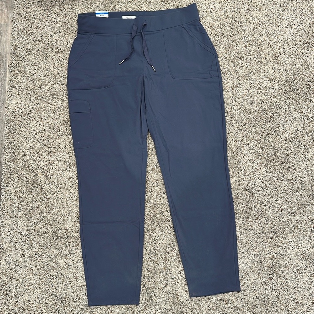 Columbia Full Leg Active Fit Navy Pants NWT